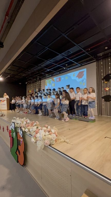 Anaokulu Yıl Sonu Şenliği ve İlkokullu Oluyorum Programımızda heyecan, mutluluk ve gurur bir aradaydı. görseli 8