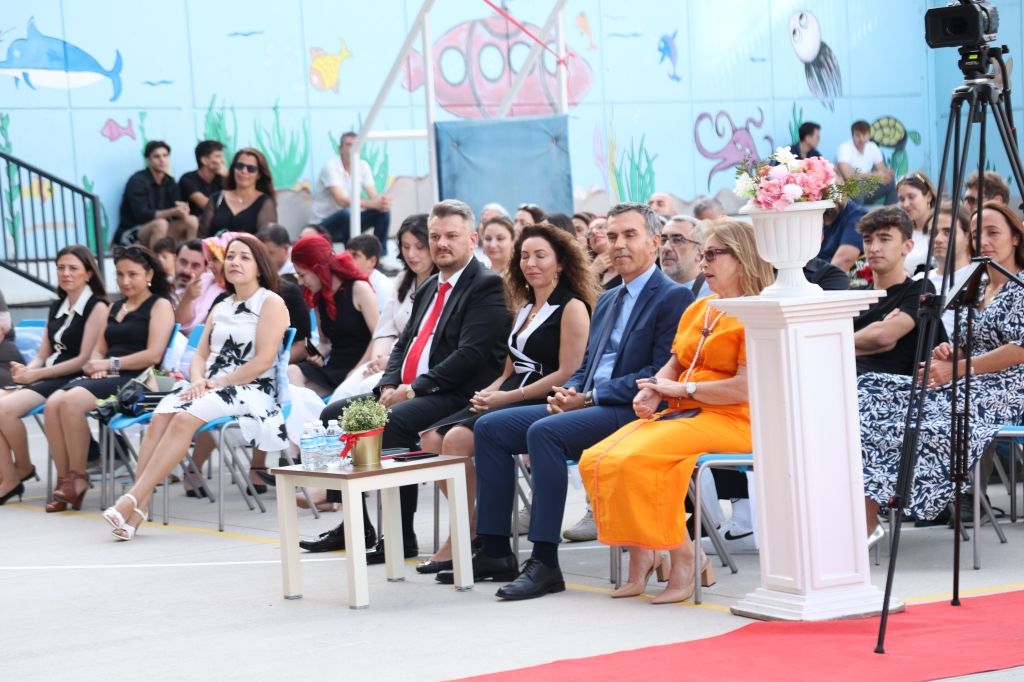 2024-2025 Ortaokul Liseye Geçiş ve Anadolu Lisesi Mezuniyet Törenimizi coşku ve gururla gerçekleştirdik. görseli 19