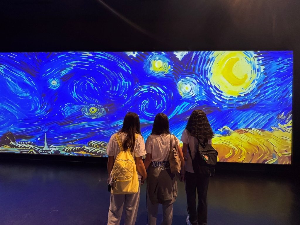 Van Gogh: Işığın İzinde! 7. sınıf öğrencilerimizle birlikte Türkiye’nin ilk tam kapsamlı Dijital Deneyim Merkezi olan “Van Gogh: Işığın İzinde” sergisine gözlem ve inceleme gezisi gerçekleştirdik. görseli 4