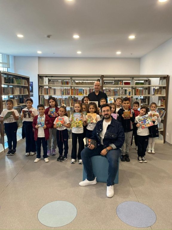 Kütüphane Birimimiz, Türkçe-Edebiyat Zümrelerimiz ve Sınıf Öğretmenlerimizin iş birliğiyle Kitap Takas Etkinliğimizi başarıyla gerçekleştirdik. görseli 11
