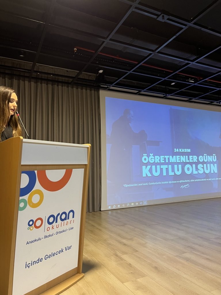 Öğretmenler Günü’nü sevgi ve minnet duygularıyla kutladığımız özel bir program gerçekleştirdik. görseli 2