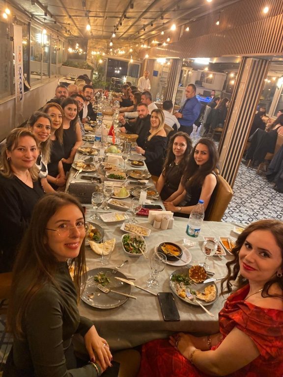 Geleneksel Öğretmenler Günü yemeğimizi gerçekleştirdik. görseli 4