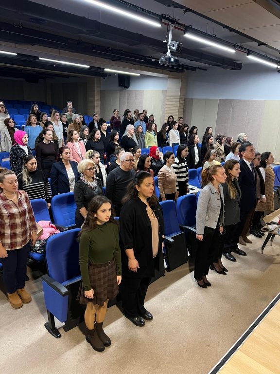 Çocuklukta Sosyal ve Duygusal Öğrenme konulu seminerimizi, Oran Okulları – Kartal İlçe Millî Eğitim Müdürlüğü iş birliğiyle başarıyla gerçekleştirdik görseli 6