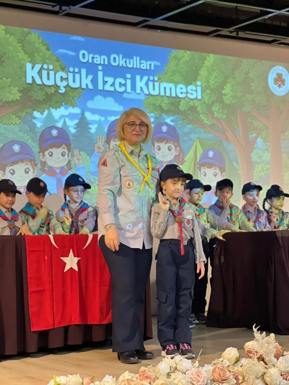 Oran Okulları Küçük İzci Kümesi Yemin Töreni’ni büyük bir gurur ve heyecanla gerçekleştirdik. görseli 8