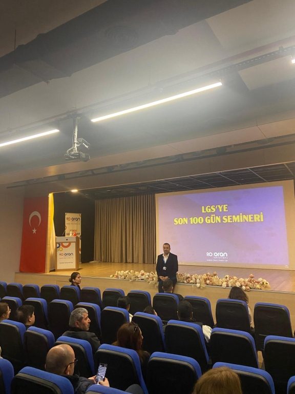 Okulumuzda 8. sınıf velilerimize yönelik “LGS’ye Son 100 Gün” semineri gerçekleştirdik.