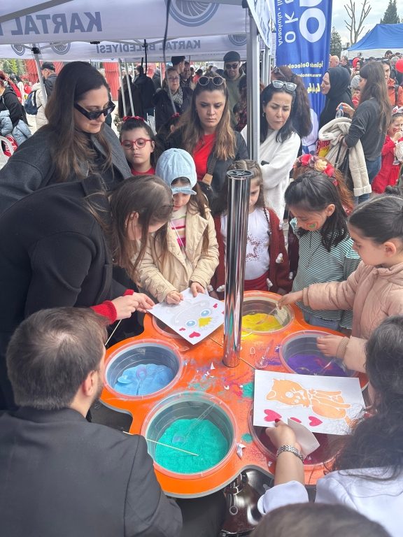Kartal Belediyesi 23 Nisan şenliklerine katıldık görseli 3
