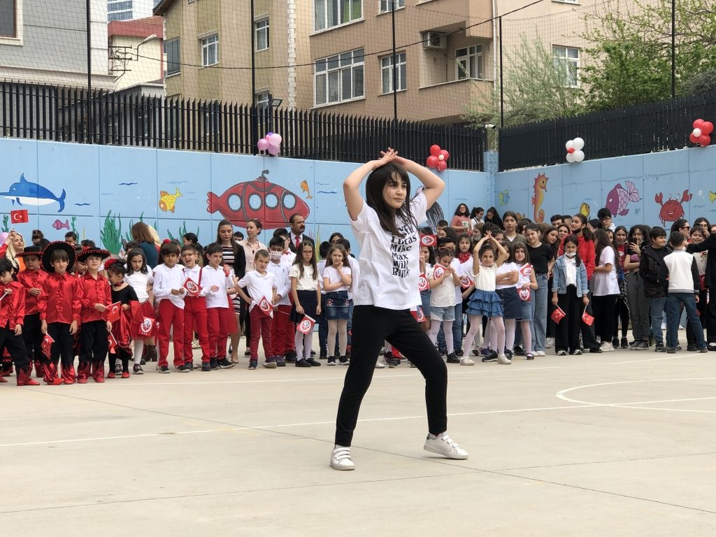 23 Nisan Ulusal Egemenlik ve Çocuk Bayramı Kutlu Olsun! görseli 1